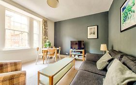 Joivy Amazing Location! Lovely Rose St Apt In New Town